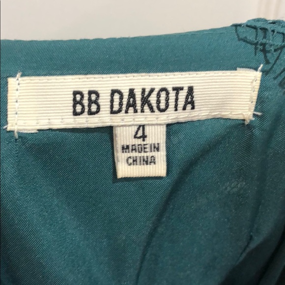 BB Dakota Rhianna Illusion Yoke Lace Dress - Picture 3 of 3